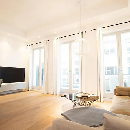 First Bel Etage Appartement