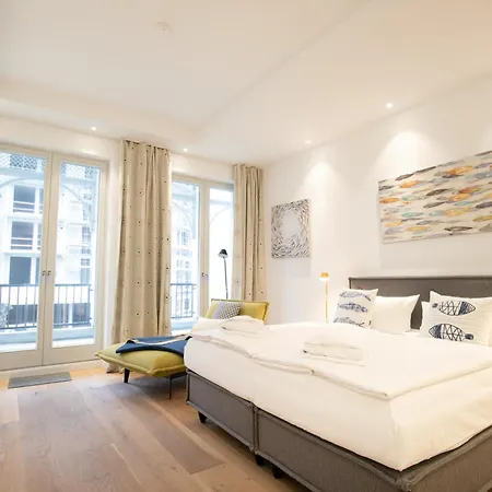 アパート First Bel Etage ゼリン