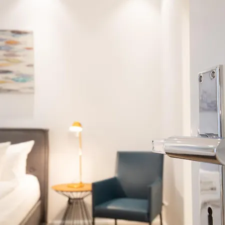 First Bel Etage アパート *