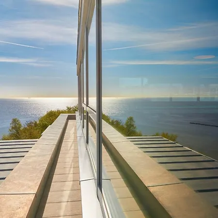 アパート First Bel Etage ゼリン