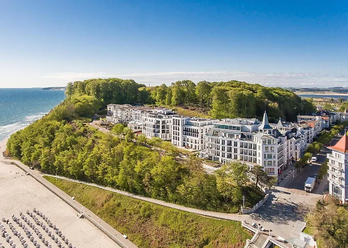 First Bel Etage 아파트